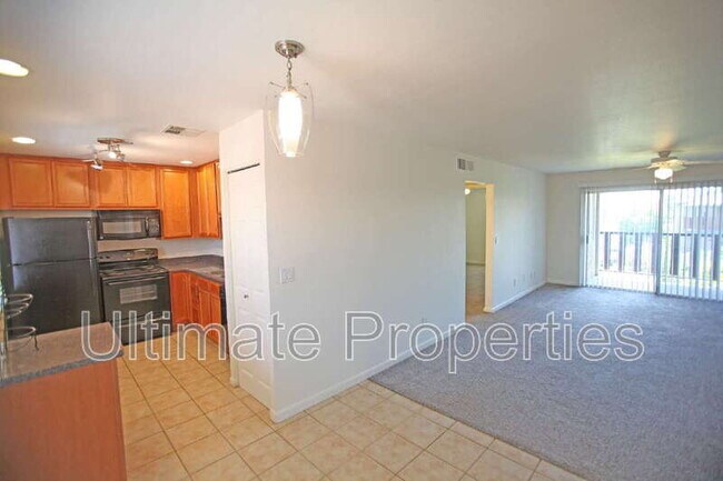 4354 N 82nd St Scottsdale, AZ 85251 photo 3