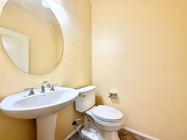 31551 Mendocino Ct Temecula, CA 92592 photo 4
