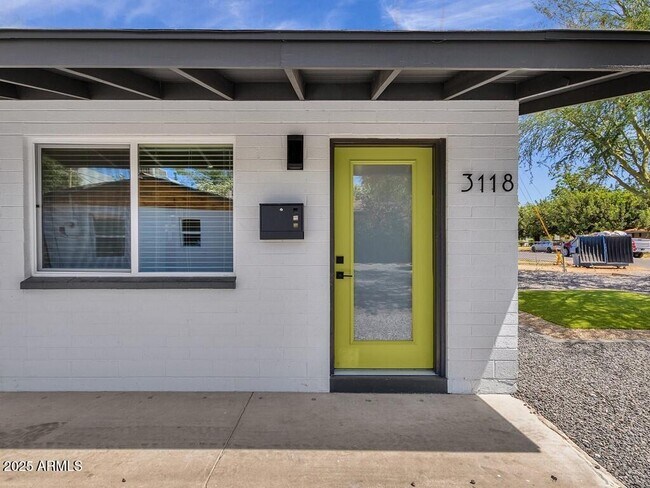 3118 N 39th St Phoenix, AZ 85018 photo 5