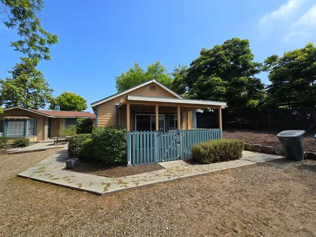 1662 S Juniper St Escondido, CA 92025