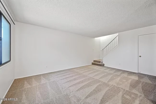 3959 W Palomino Rd Phoenix, AZ 85019 photo 5