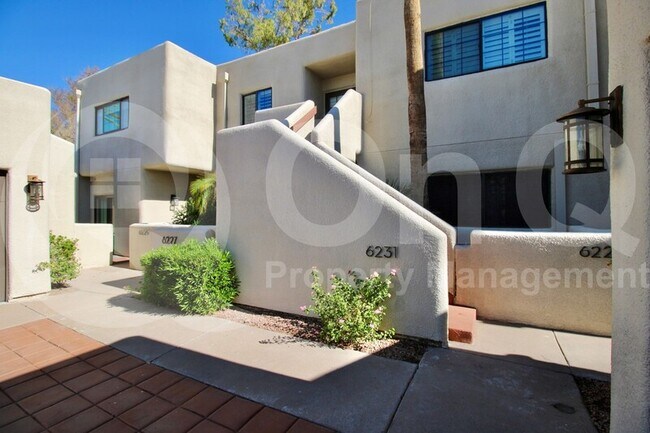 6231 N 30th Way Phoenix, AZ 85016 photo 2