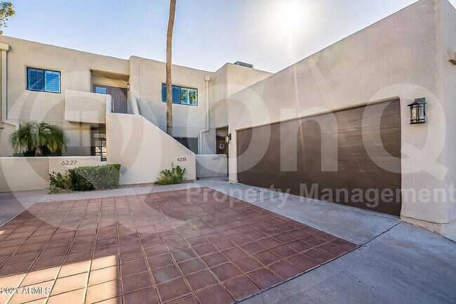 6231 N 30th Way Phoenix, AZ 85016 photo 3