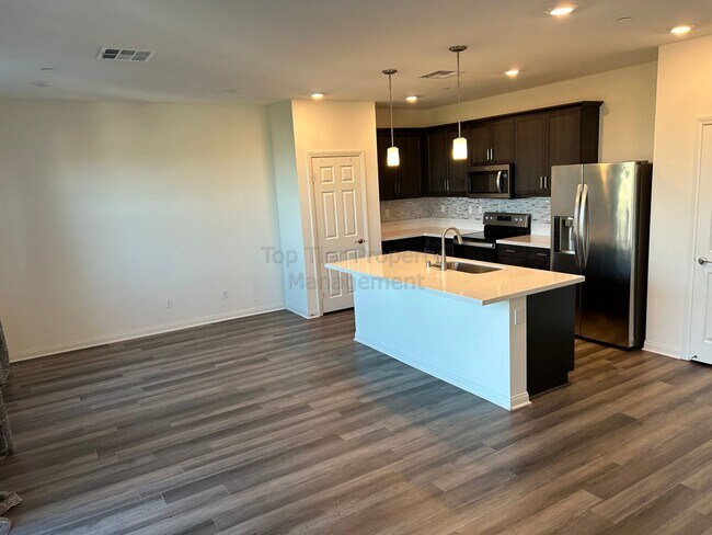 375 Fitzpatrick Rd San Marcos, CA 92069 photo 5