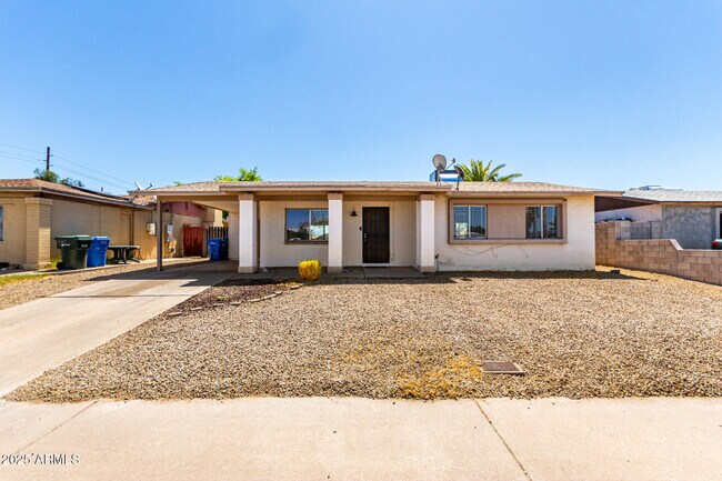 17629 North 8th Avenue, Phoenix, AZ 85023 photo 2