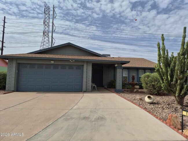 517 W Peralta Ave photo 2