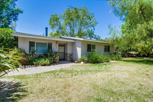 2461 Boulder Legend Ln Escondido, CA 92026