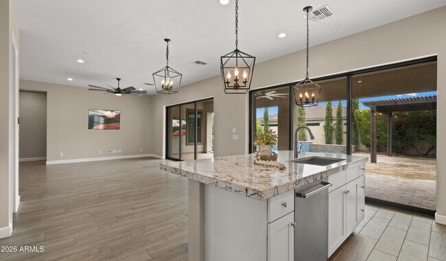 3882 E Andalusia Ave Gilbert, AZ 85298 photo 2