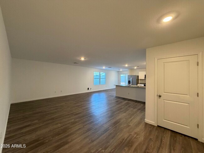 1448 E Peggy Dr Casa Grande, AZ 85122 photo 4