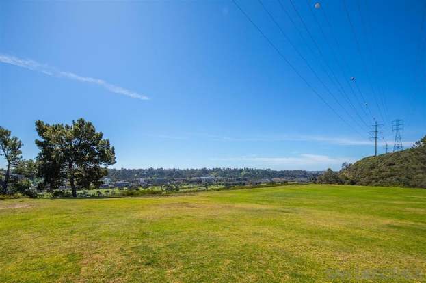 6615 Canyon Rim Row San Diego, CA 92111 photo 2