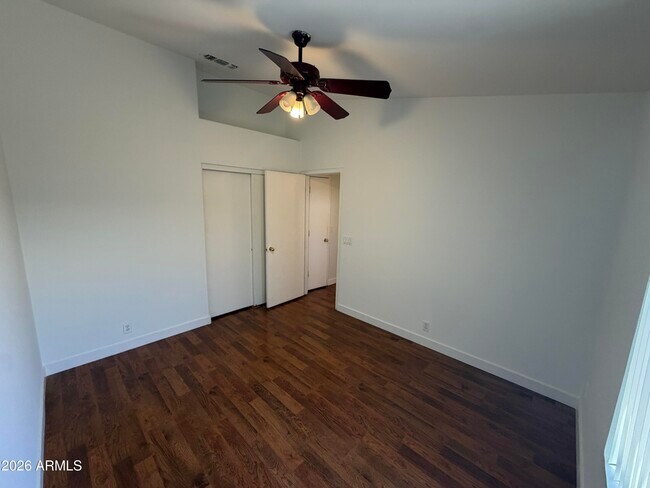 9247 W Brown St photo 5