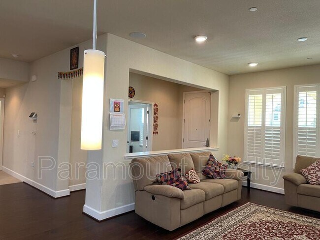 3361 Central Pkwy Dublin, CA 94568 photo 3