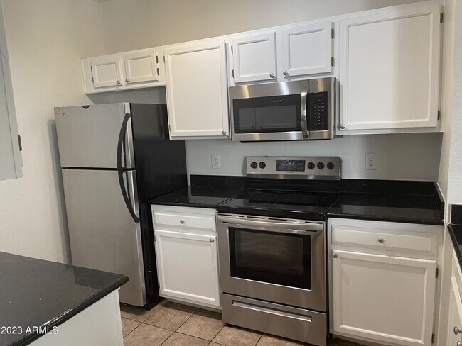 7009 E Acoma Dr Scottsdale, AZ 85254 photo 4