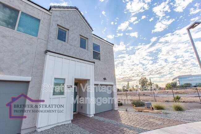 2249 W Griswold Rd Phoenix, AZ 85021 photo 2