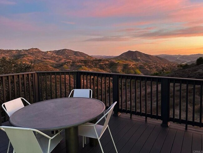 1029 Rainbow Valley Ct Fallbrook, CA 92028 photo 3