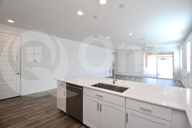3303 S Piedra Cir Mesa, AZ 85212 photo 5