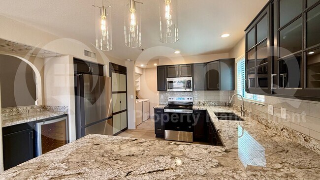 8995 E Aster Dr Scottsdale, AZ 85260 photo 3