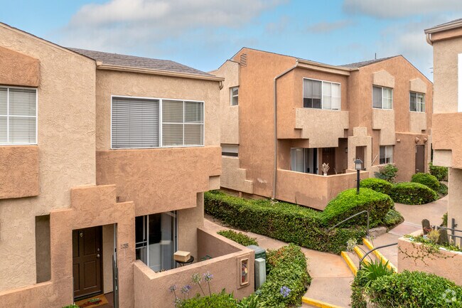 Elan Playa Mar Apartment Homes photo 2