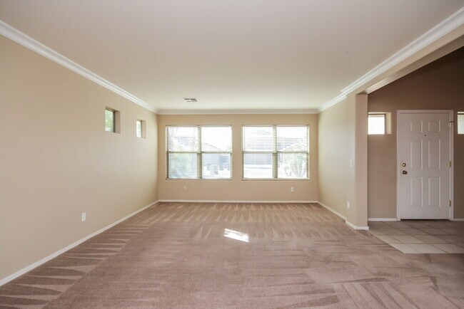 3130 E Cowboy Cove Trail San Tan Valley, AZ 85143 photo 4