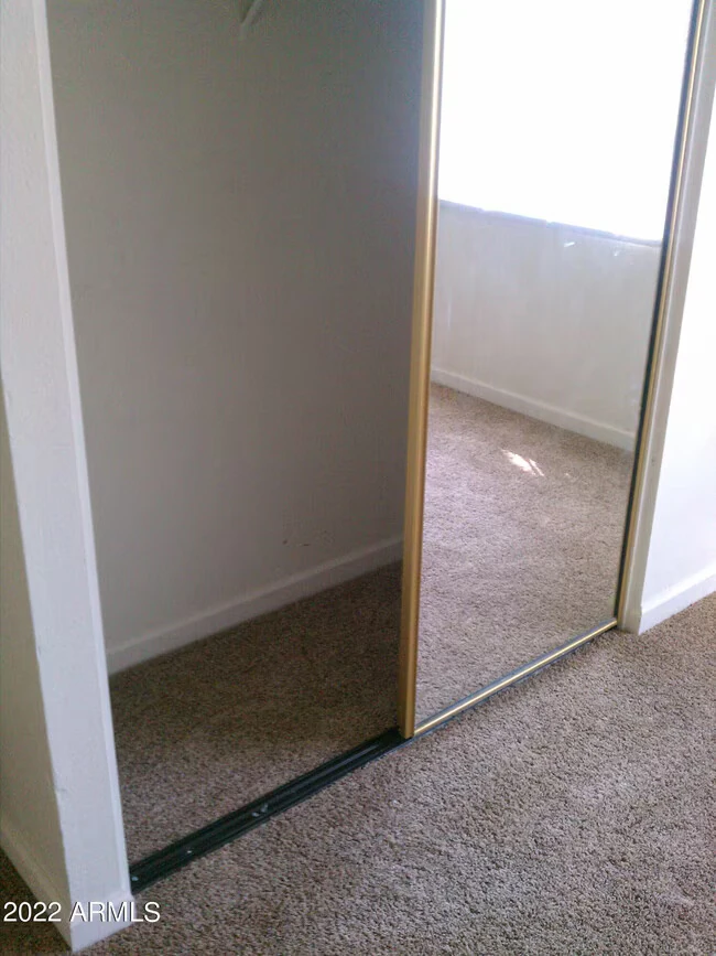 4701 N 26th Ln Phoenix, AZ 85017 photo 5