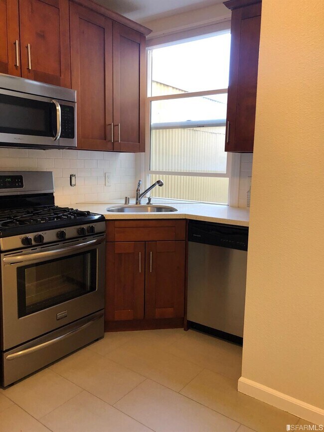 761 Tehama photo 2