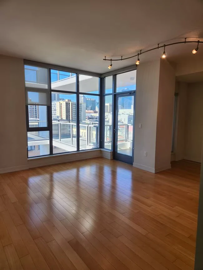 575 Sixth Ave San Diego, CA 92101 photo 3