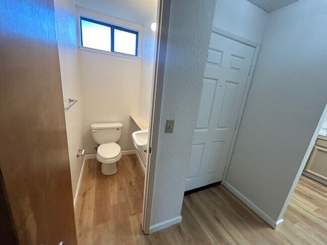 36931 Newark Boulevard, Newark, CA 94560 photo 5