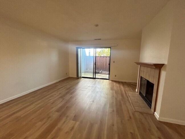 36931 Newark Boulevard, Newark, CA 94560 photo 4