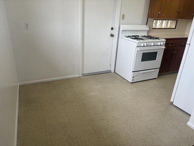 2618 E Turney Ave Phoenix, AZ 85016 photo 4