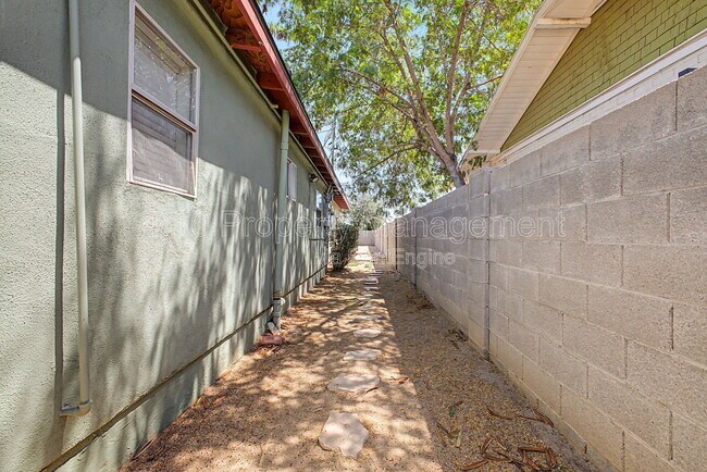 1117 N 13th St Phoenix, AZ 85006 photo 5
