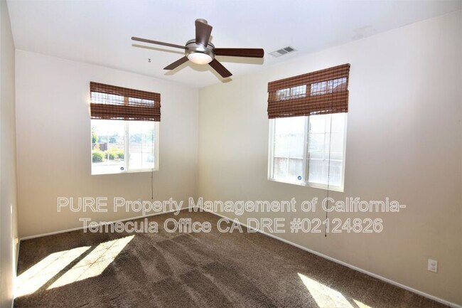 39781 Payton Ct Murrieta, CA 92563 photo 4