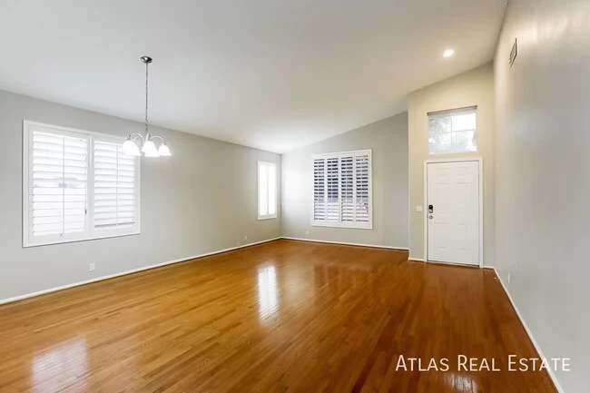 931 N Beck Ct Chandler, AZ 85226 photo 3