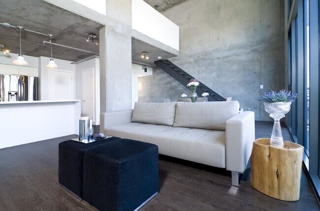 1780 Kettner Blvd San Diego, CA 92101 photo 2