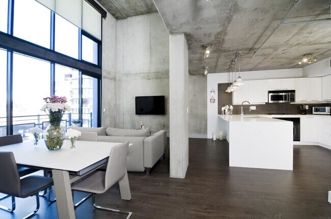 1780 Kettner Blvd San Diego, CA 92101