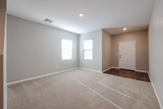 19554 W Annika Dr Litchfield Park, AZ 85340 photo 5