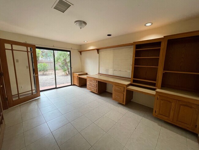 5030 Via Papel San Diego, CA 92122 photo 4