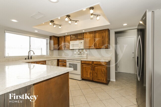5236 W Cheryl Dr Glendale, AZ 85302 photo 5