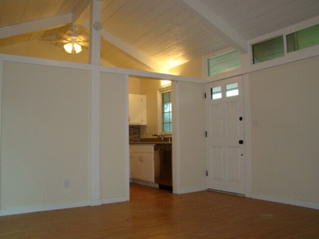 Ceilo Apartment Homes photo 5