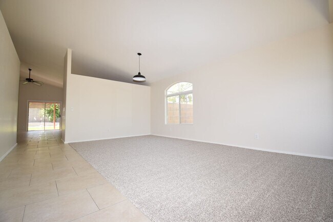 Beautiful remodeled 4 bedroom home! photo 2