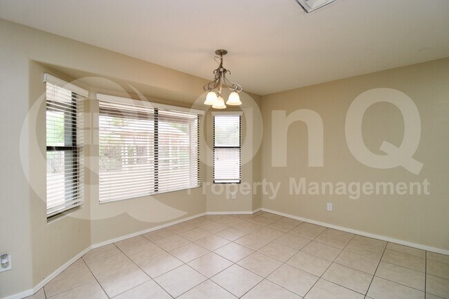 4526 W Orchid Ln Chandler, AZ 85226 photo 4