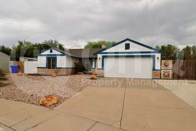 4526 W Orchid Ln Chandler, AZ 85226 photo 2