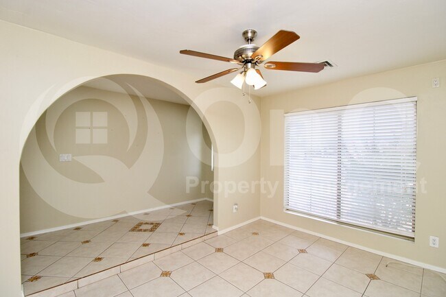 4526 W Orchid Ln Chandler, AZ 85226 photo 5