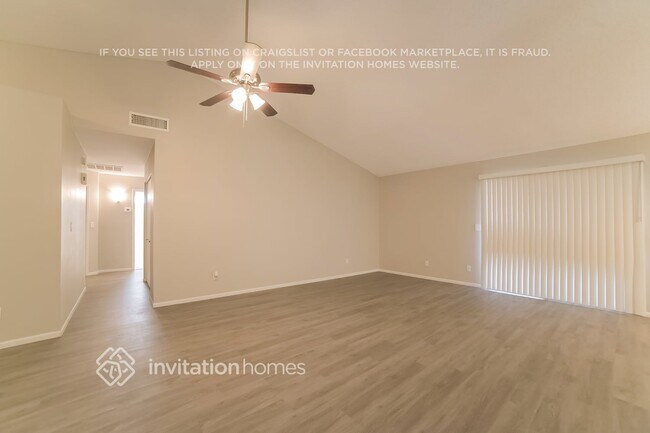 692 W Shawnee Dr Chandler, AZ 85225 photo 4