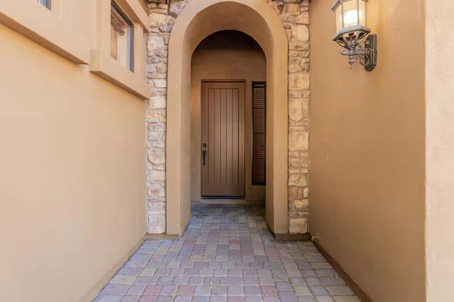 6850 E Pearl St Mesa, AZ 85207 photo 3