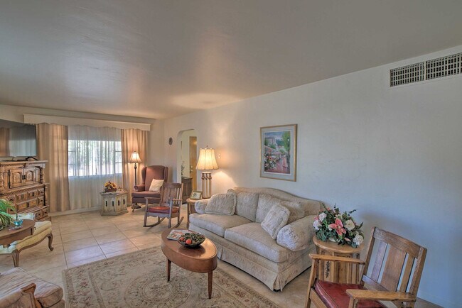 2731 N 3rd Ave Phoenix, AZ 85003 photo 2