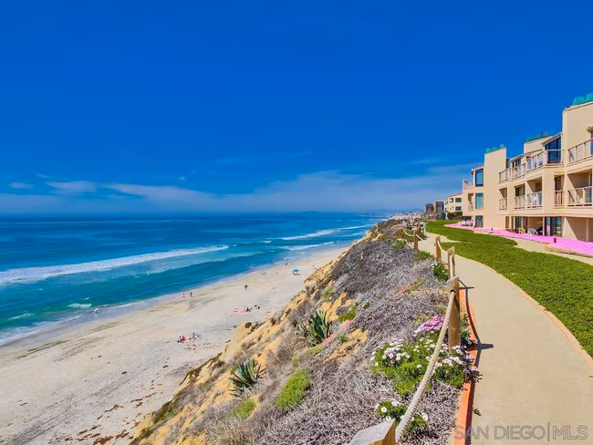 521 S Sierra Ave Solana Beach, CA 92075