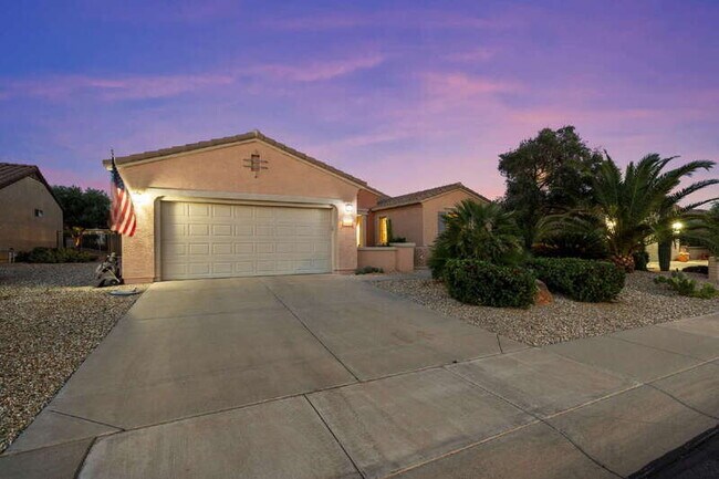 16418 W Desert Lily Dr Surprise, AZ 85387
