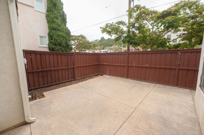 511 Stork St San Diego, CA 92114 photo 3
