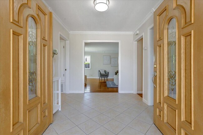 3BR/2BA Single Family House on Willowgate Dr · San Jose photo 2