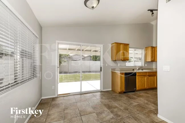 3609 W Tina Ln Glendale, AZ 85310 photo 5